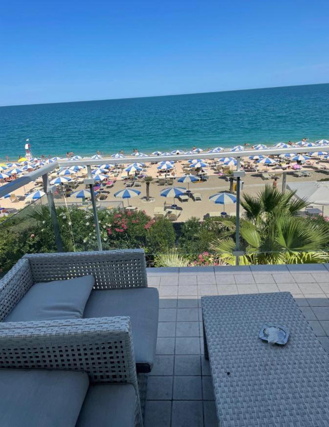 Conero Casa - Marcelli Di Numana In Via Litoranea 101 Sul Mare Vista Spiaggia Con Parcheggio Esclusivo 외부 사진